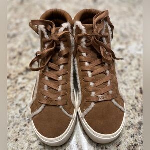 UGG Chestnut Brown Shearling trim Suede Zilo Heritage Sneakers